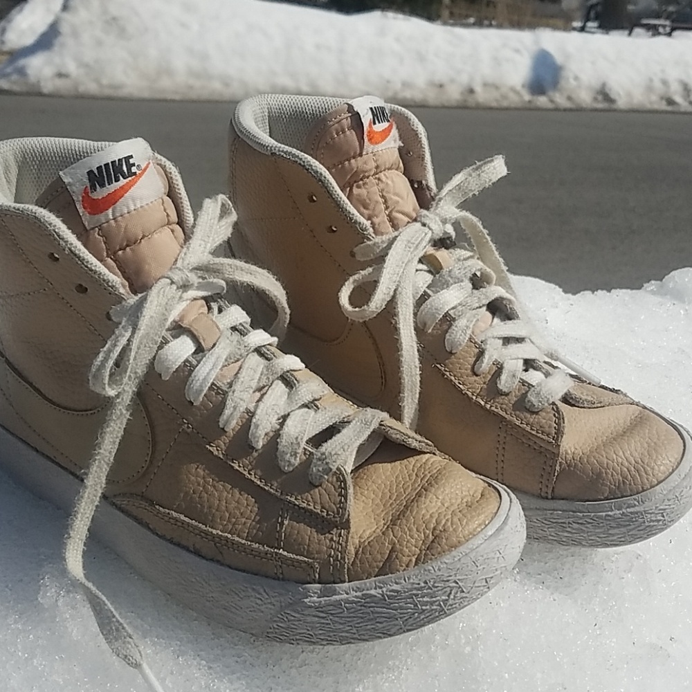 Nike Blazer high top vintage look sneakers